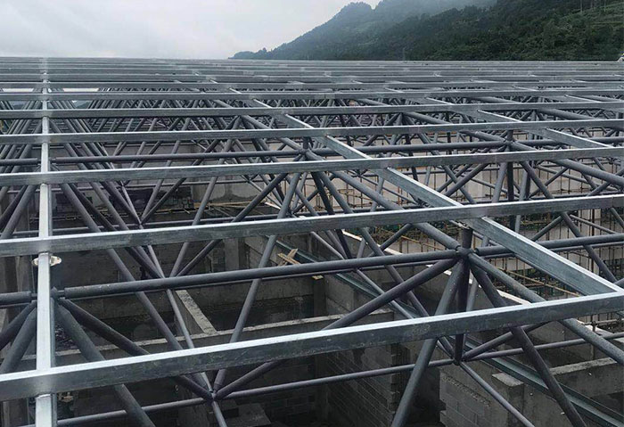 赣州仁怀冠英学校艺体楼网架